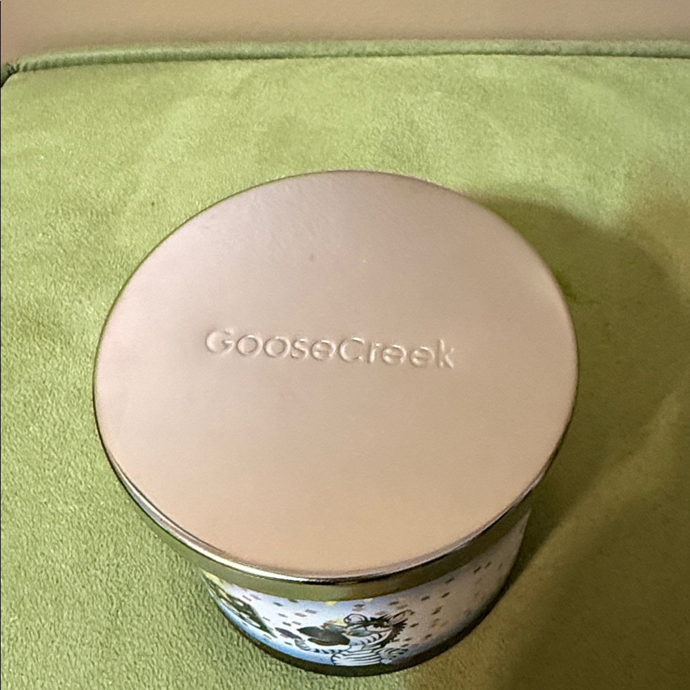 GooseCreek x Little Debbie Zebra Cakes Candle - Picture 8 of 10